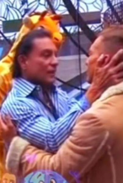 Enfurece Salvador Zervoni luego de que  Osvaldo Ríos lo besara en LCDLF2