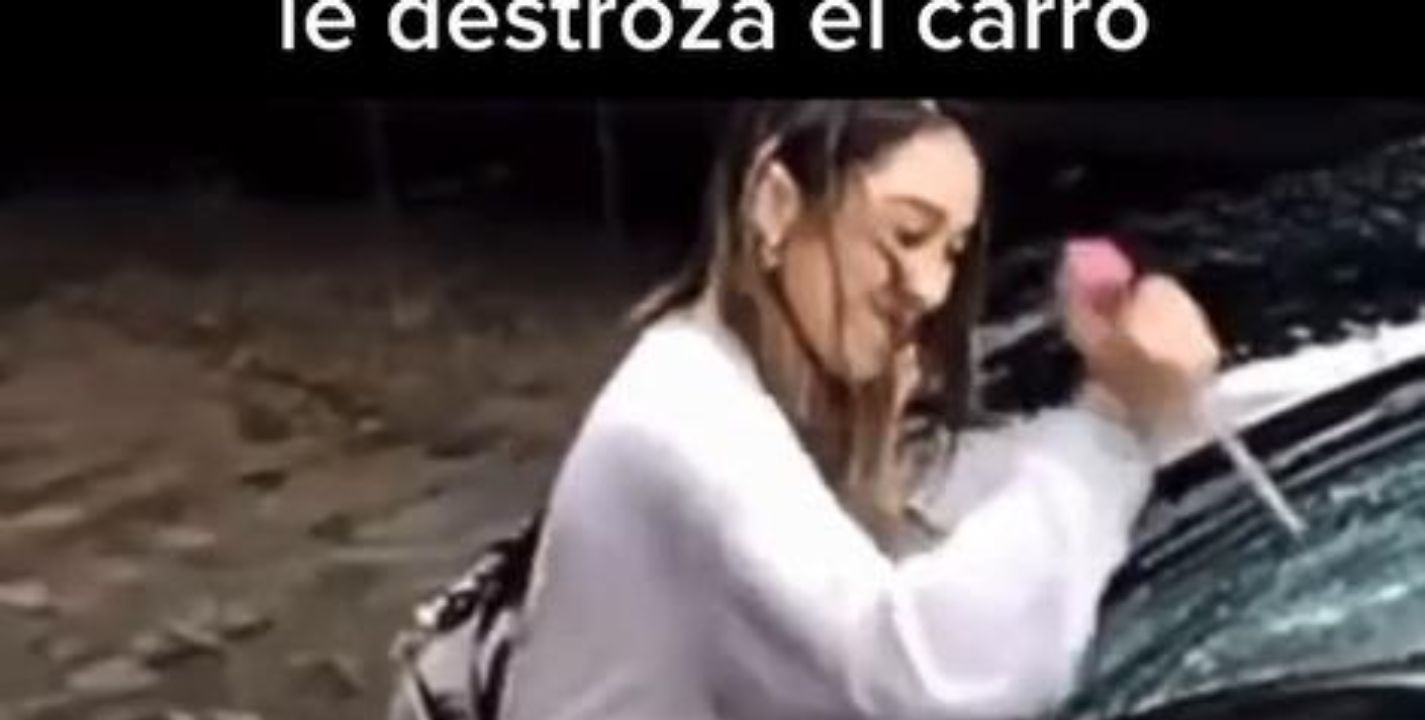 VIDEO: Mujer descubre infidelidad de su pareja y le destroza el auto con picahielo