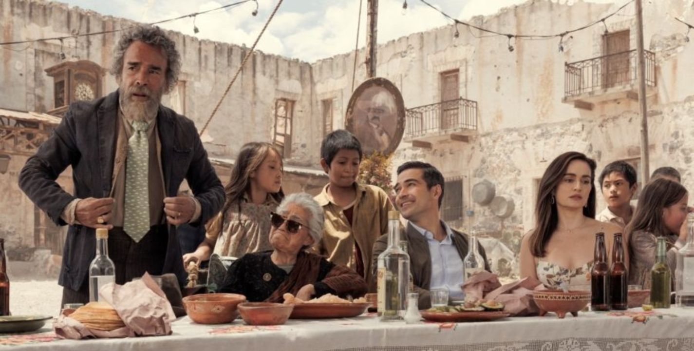 ¡Qué Viva México! Descubre todo sobre la nueva película protagonizada por Poncho Herrera